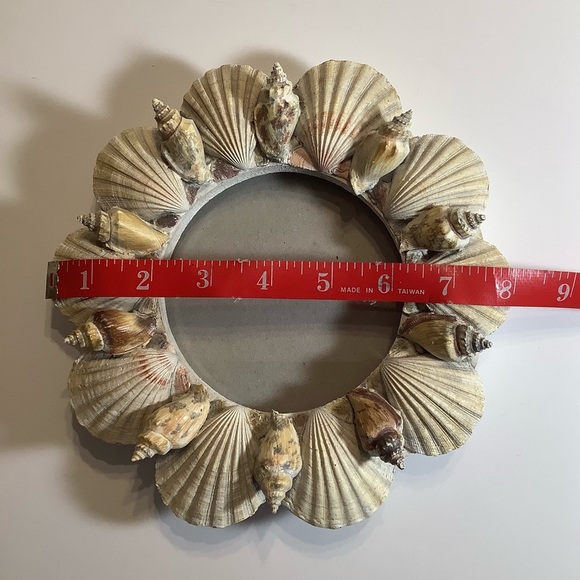 Seashell Picture Frame - Picture 6 of 7